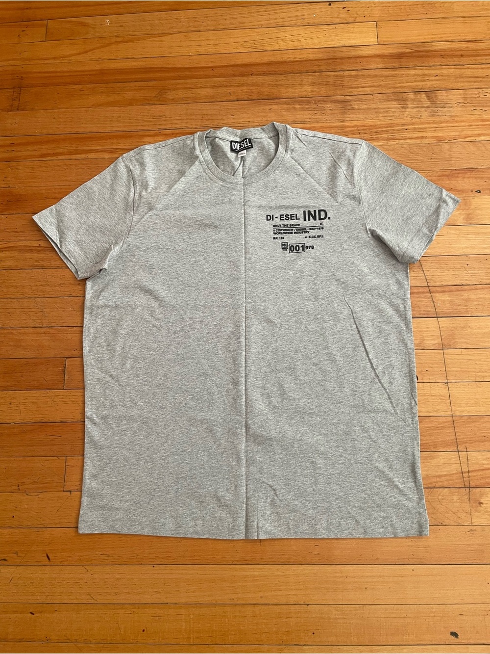 Diesel Light Gray Crewneck Short-Sleeve Tee with Chest Graphic